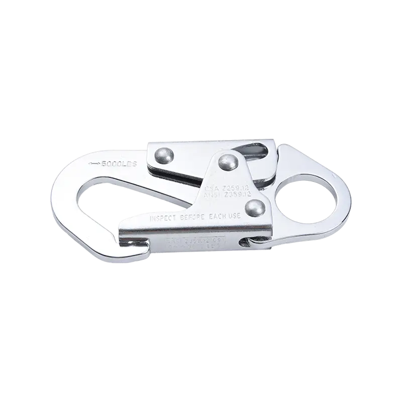 Como o HL18004 Double Lock Galvanized Snap Hook realiza em condições climáticas extremas, como ventos fortes ou chuva forte?
